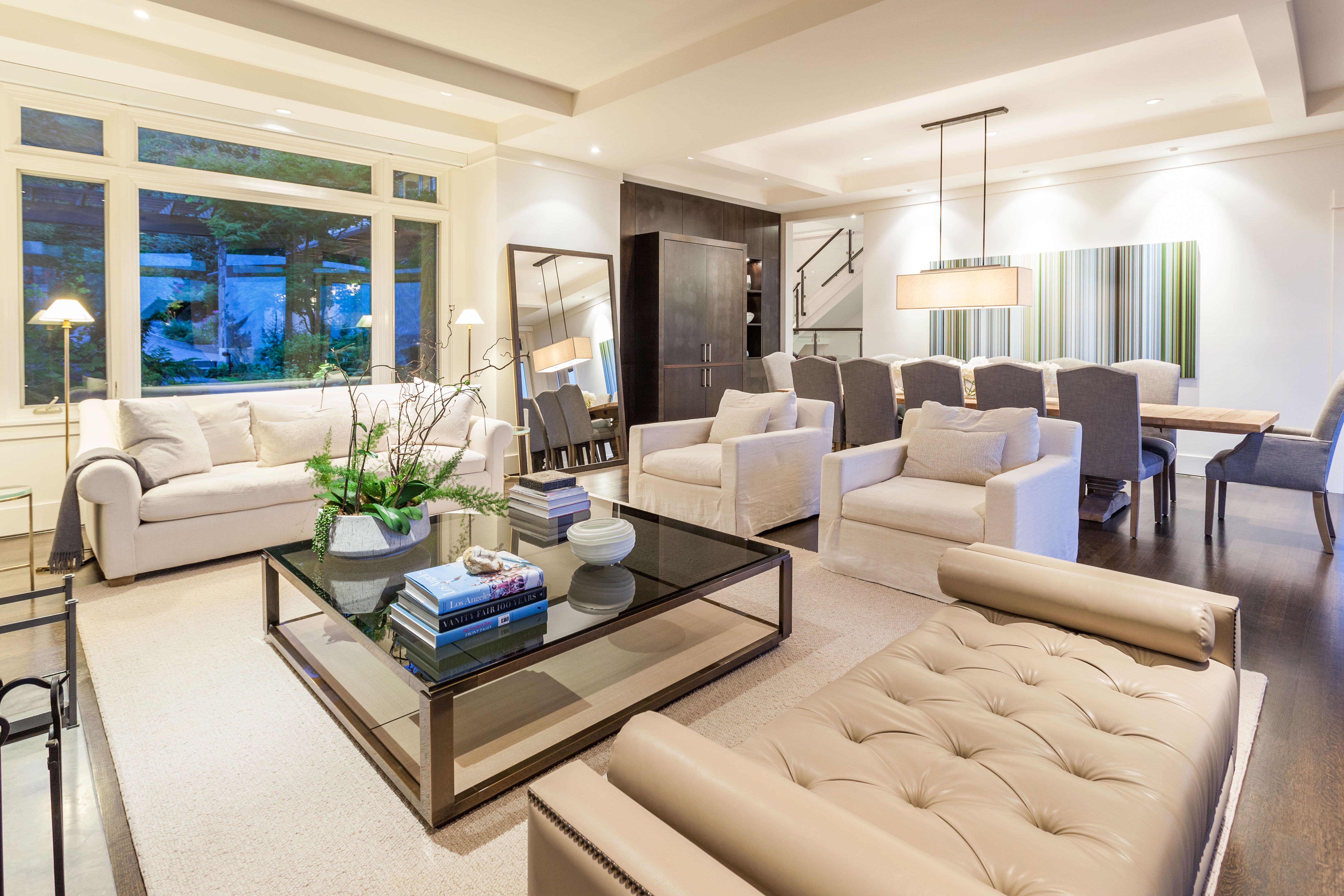 3280 Thompson Crescent