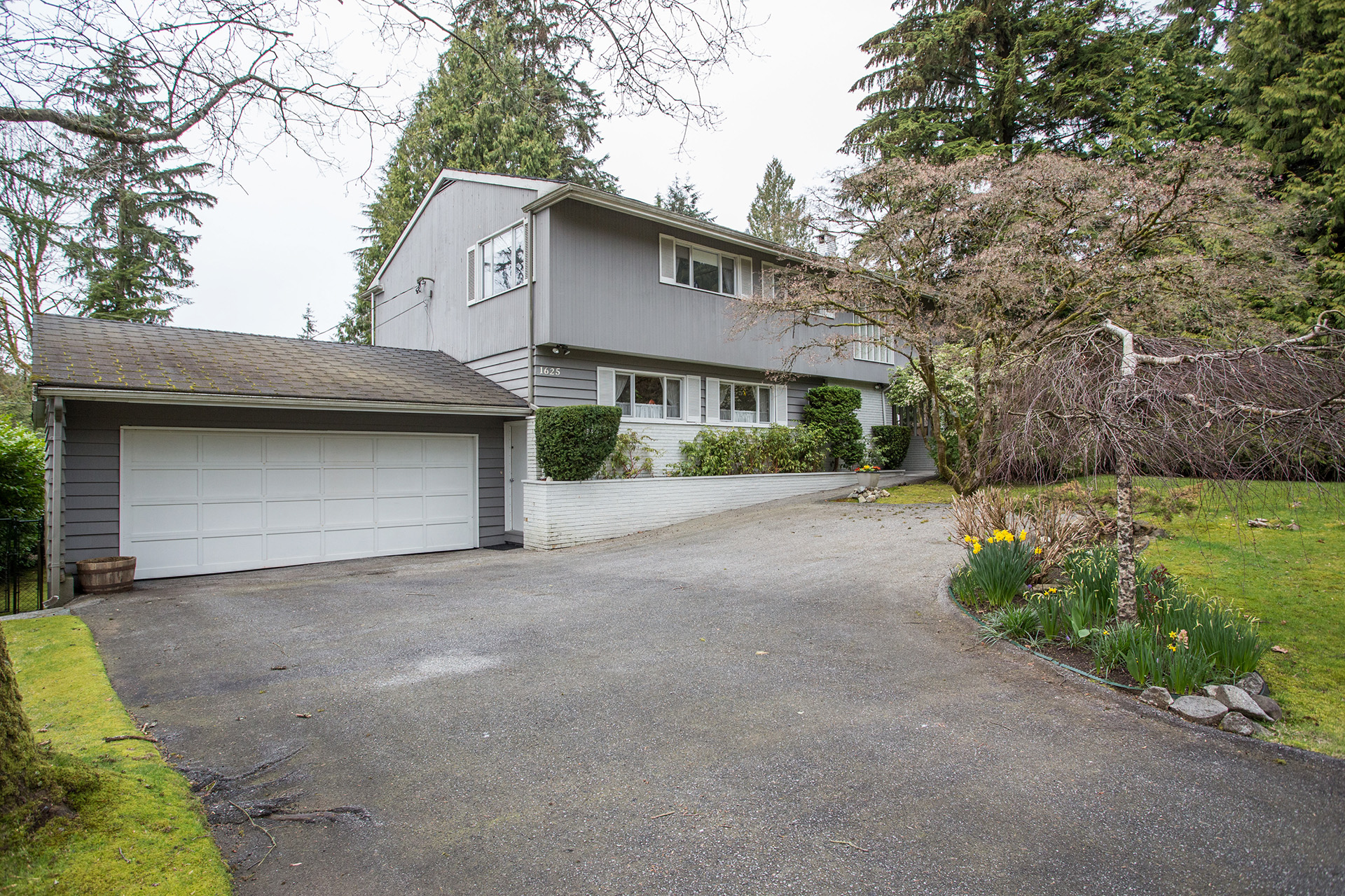 1625 Taylor Way - West Vancouver British Properties home - BEST VALUE in West Van