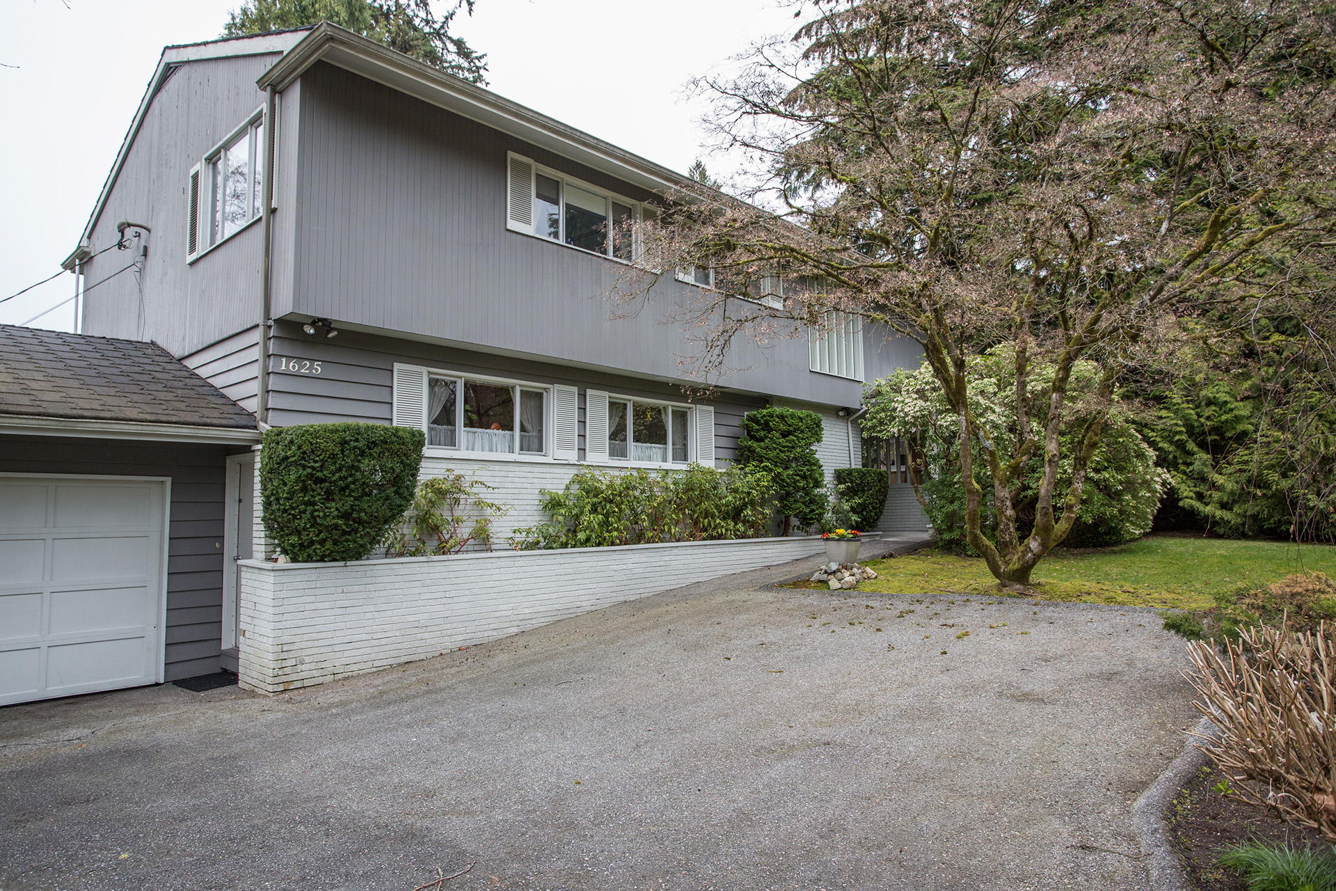1625 Taylor Way - West Vancouver British Properties home - BEST VALUE in West Van