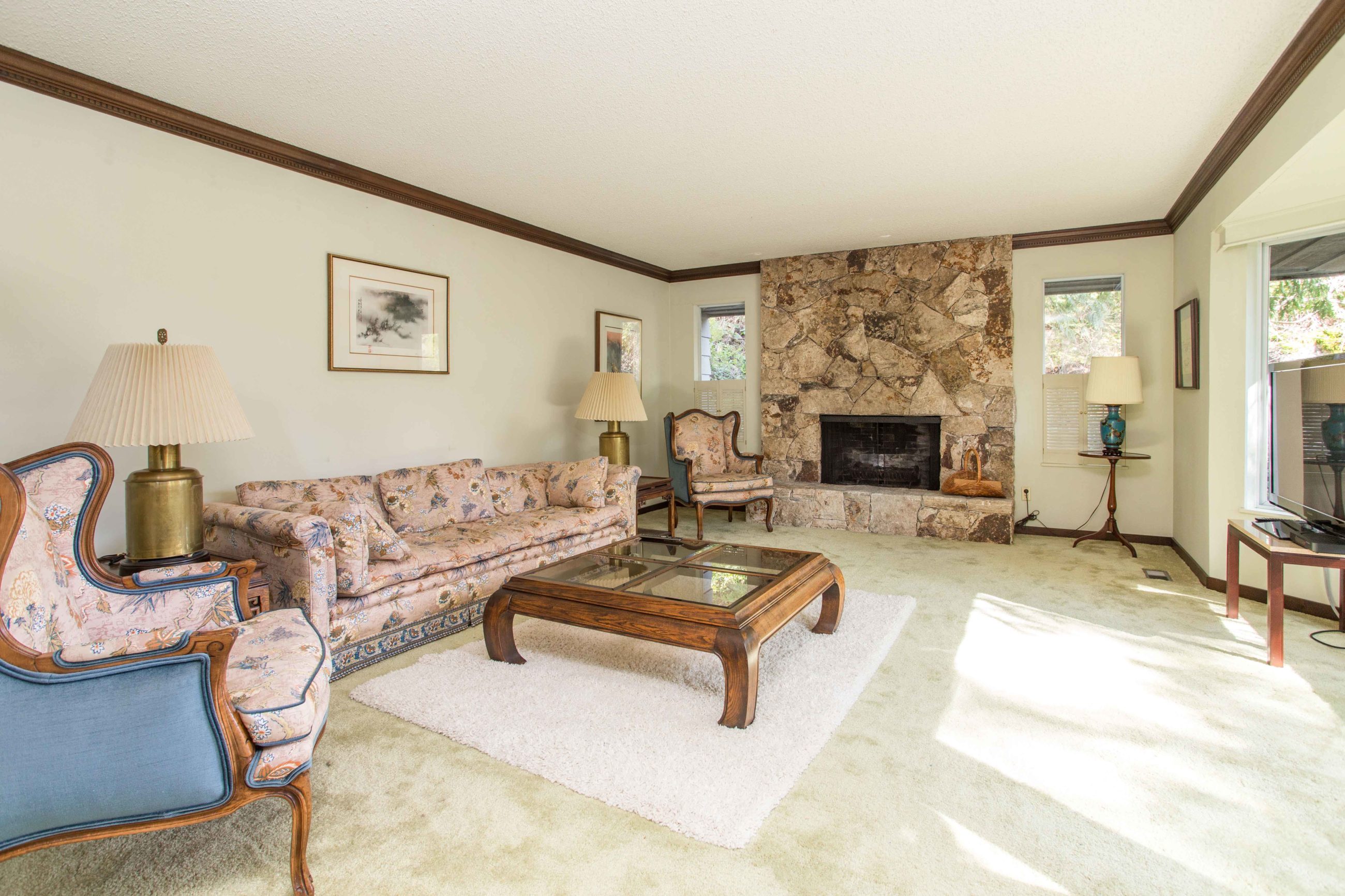 4621 Caulfeild Drive