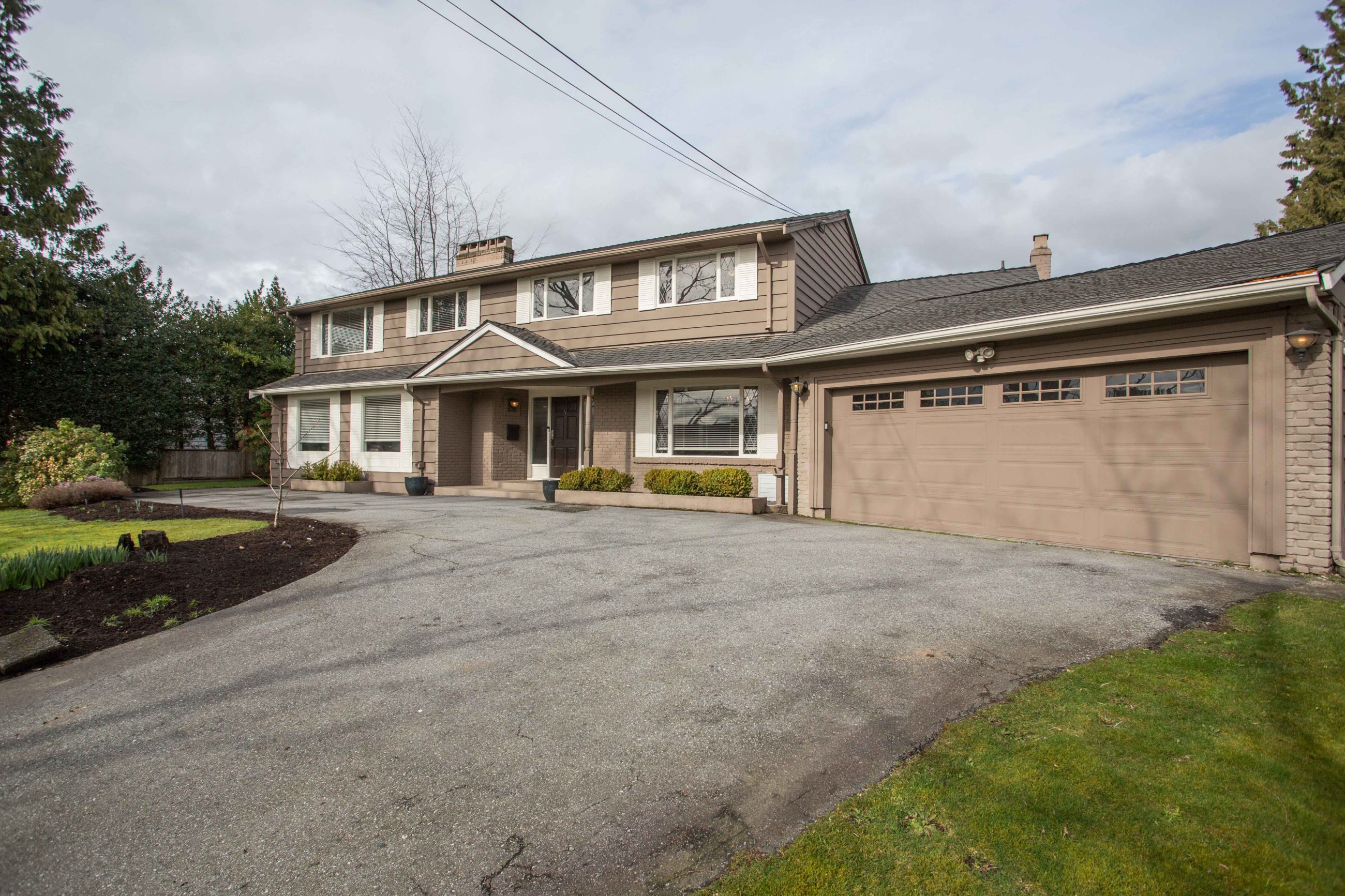 2015 Mathers Avenue