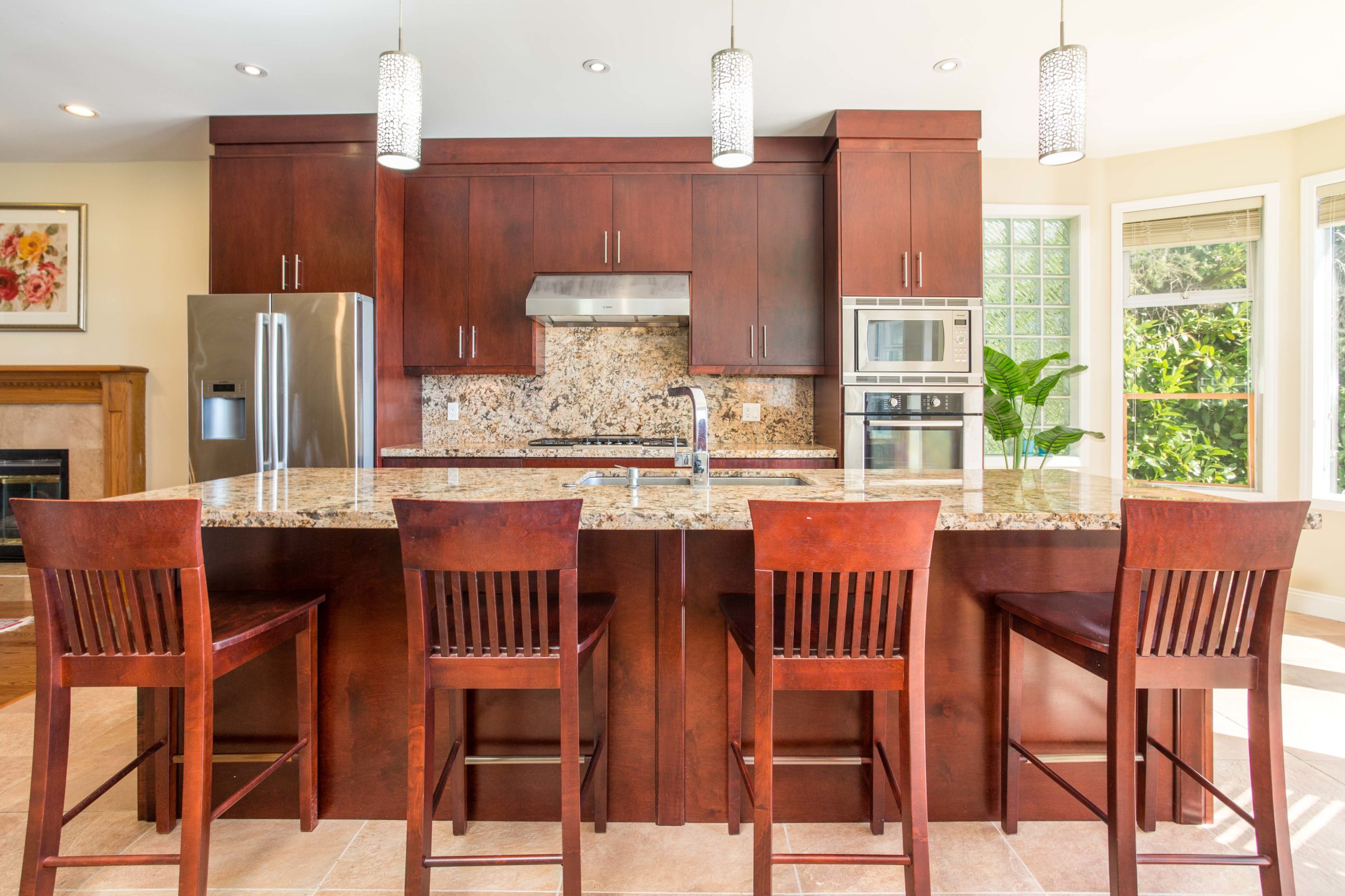 CONTEMPORARY IN DUNDARAVE
