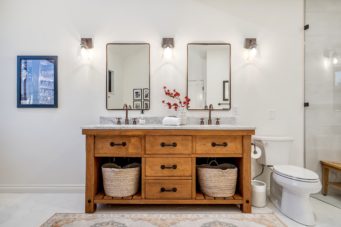 FULLY RENOVATED FAMILY HOME IN ALTAMONT ( with outdoor pool)