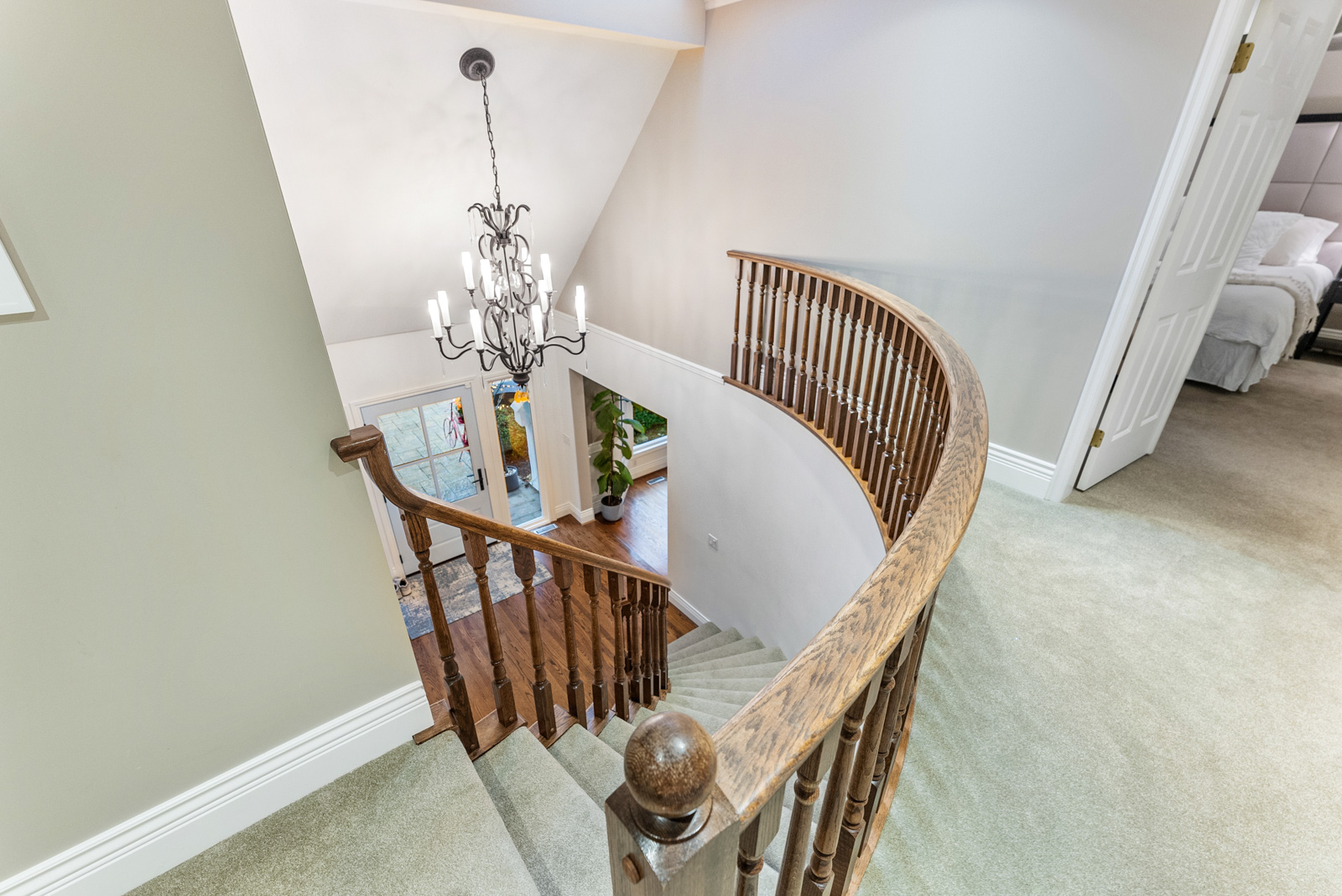 Exceptionally well-maintained 6-bed family home in westmount with sports-court