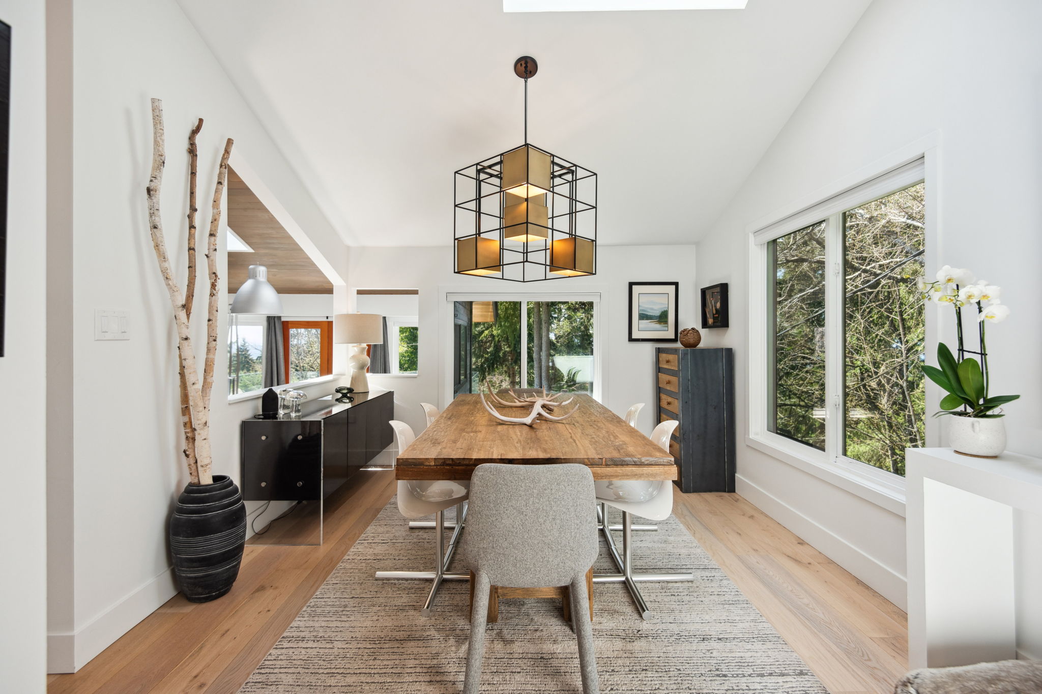 UPPER DELBROOK MODERN MASTERPIECE