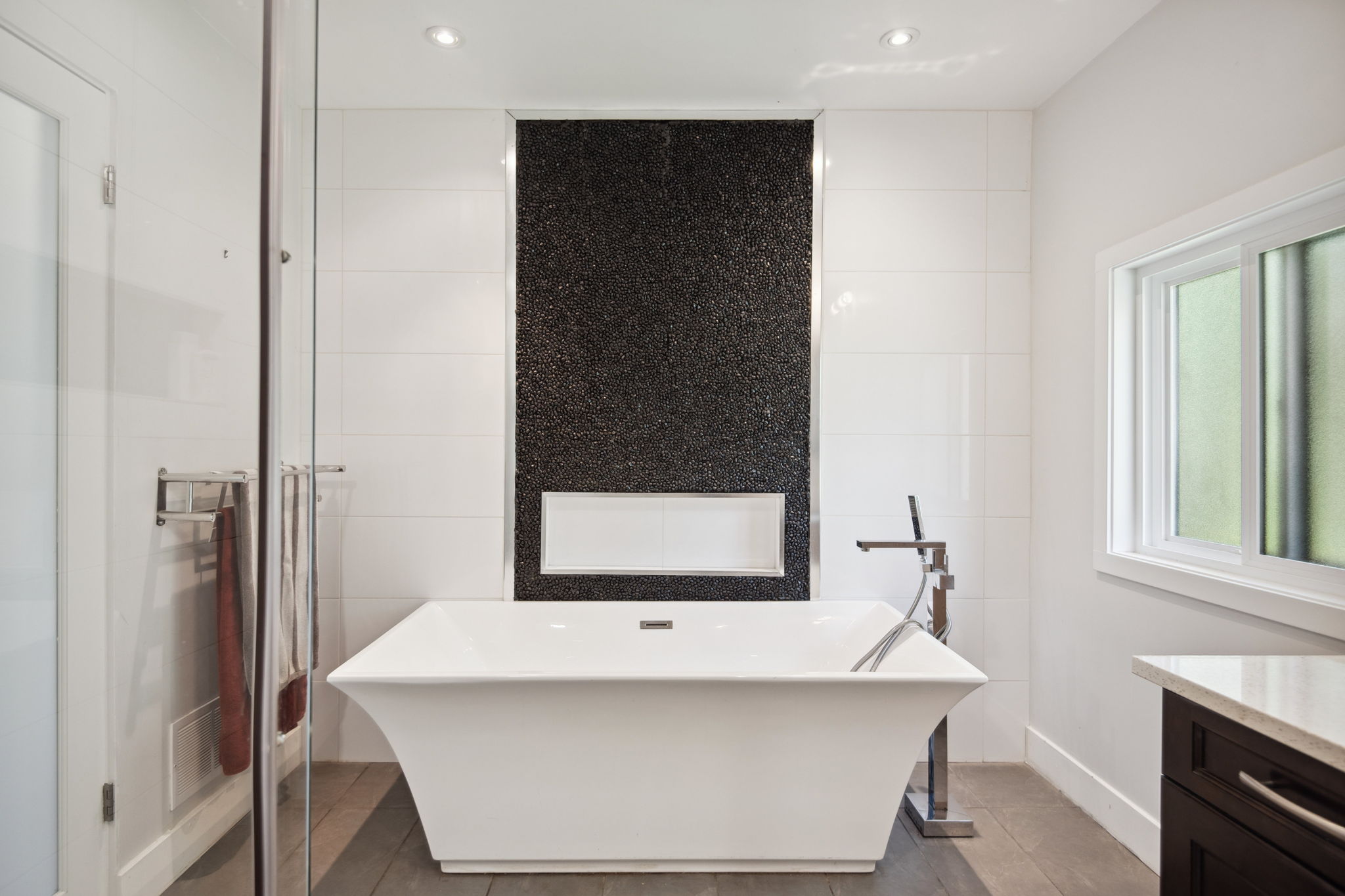 UPPER DELBROOK MODERN MASTERPIECE