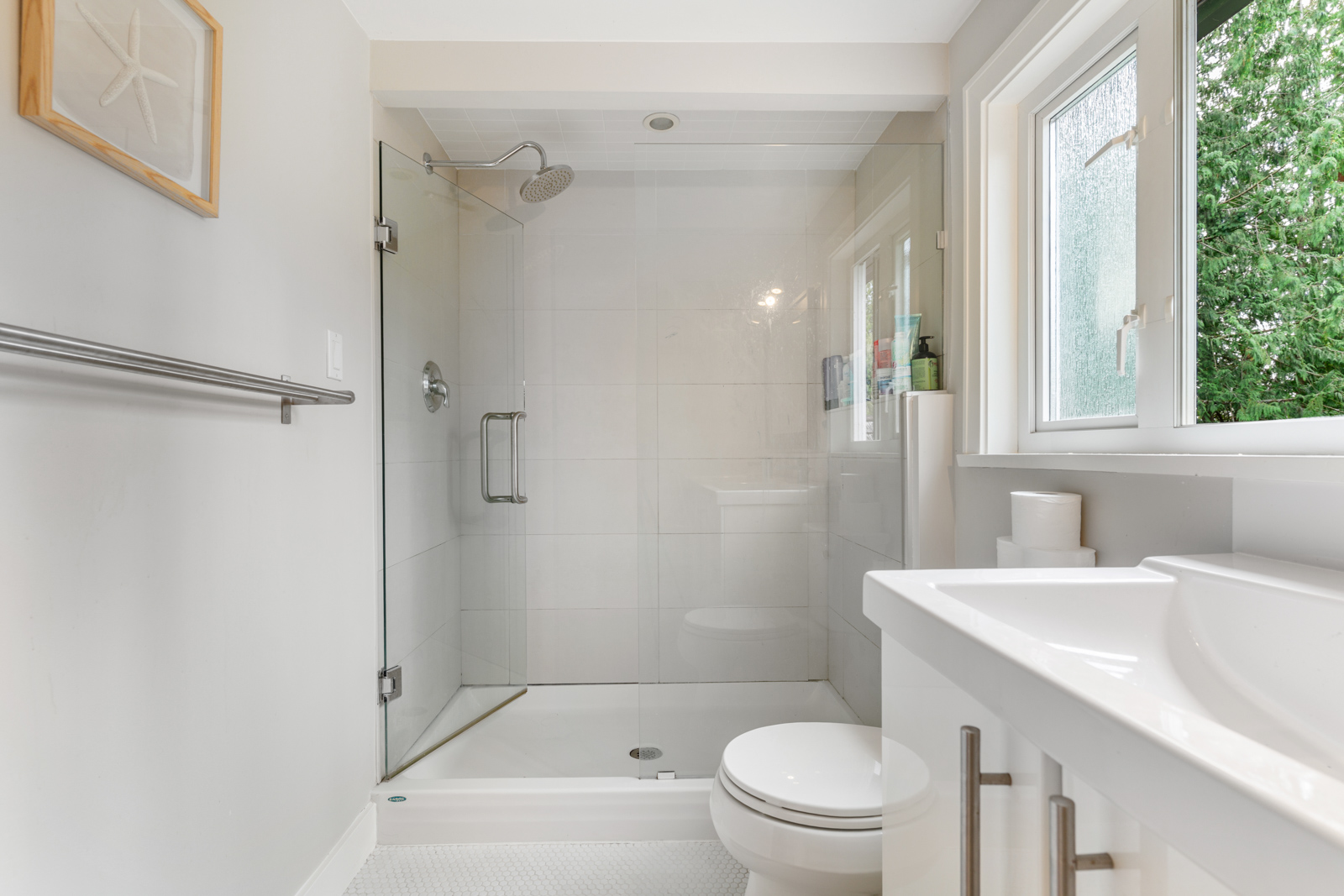 BAYRIDGE FAMILY HOME