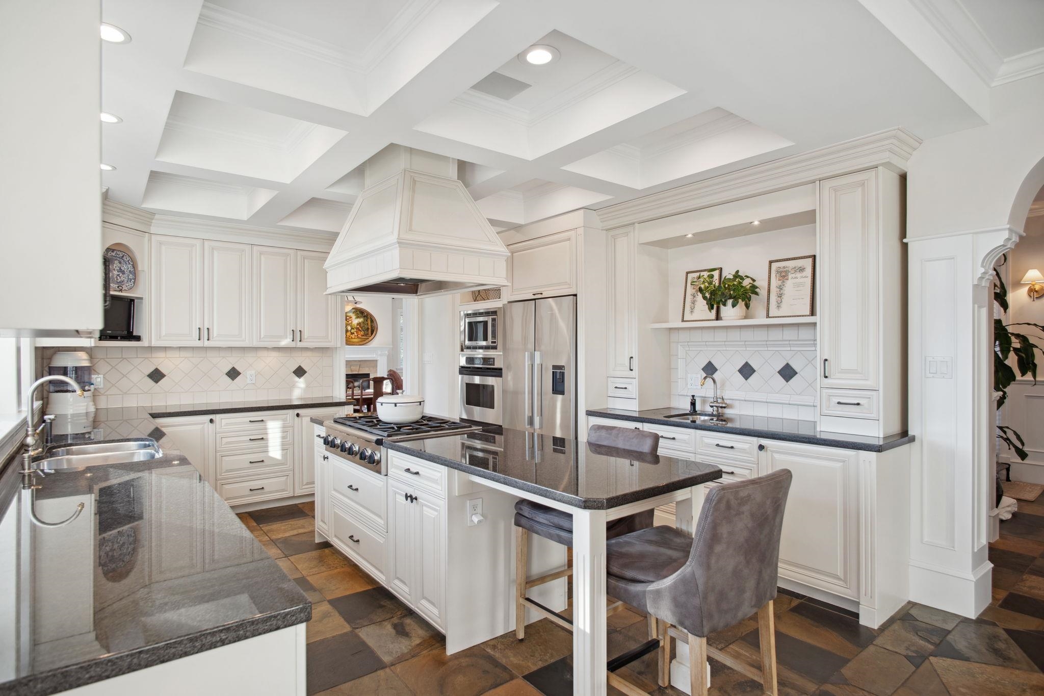 CAULFEILD CRAFTSMAN