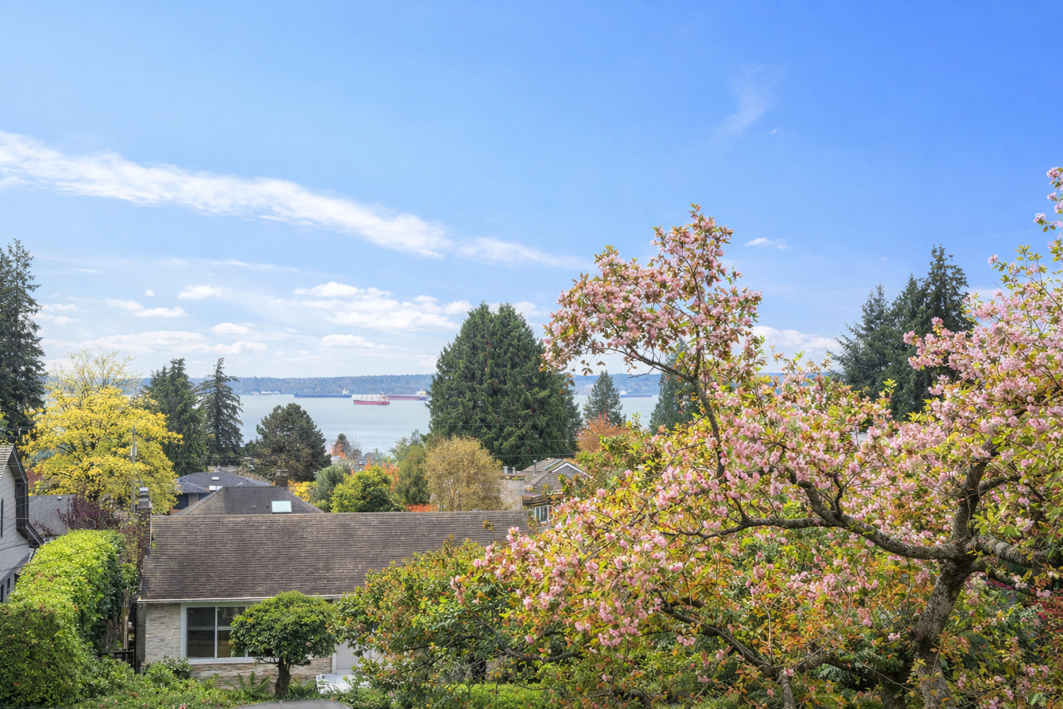 CLASSY COTTAGE X ARTSY MODERN