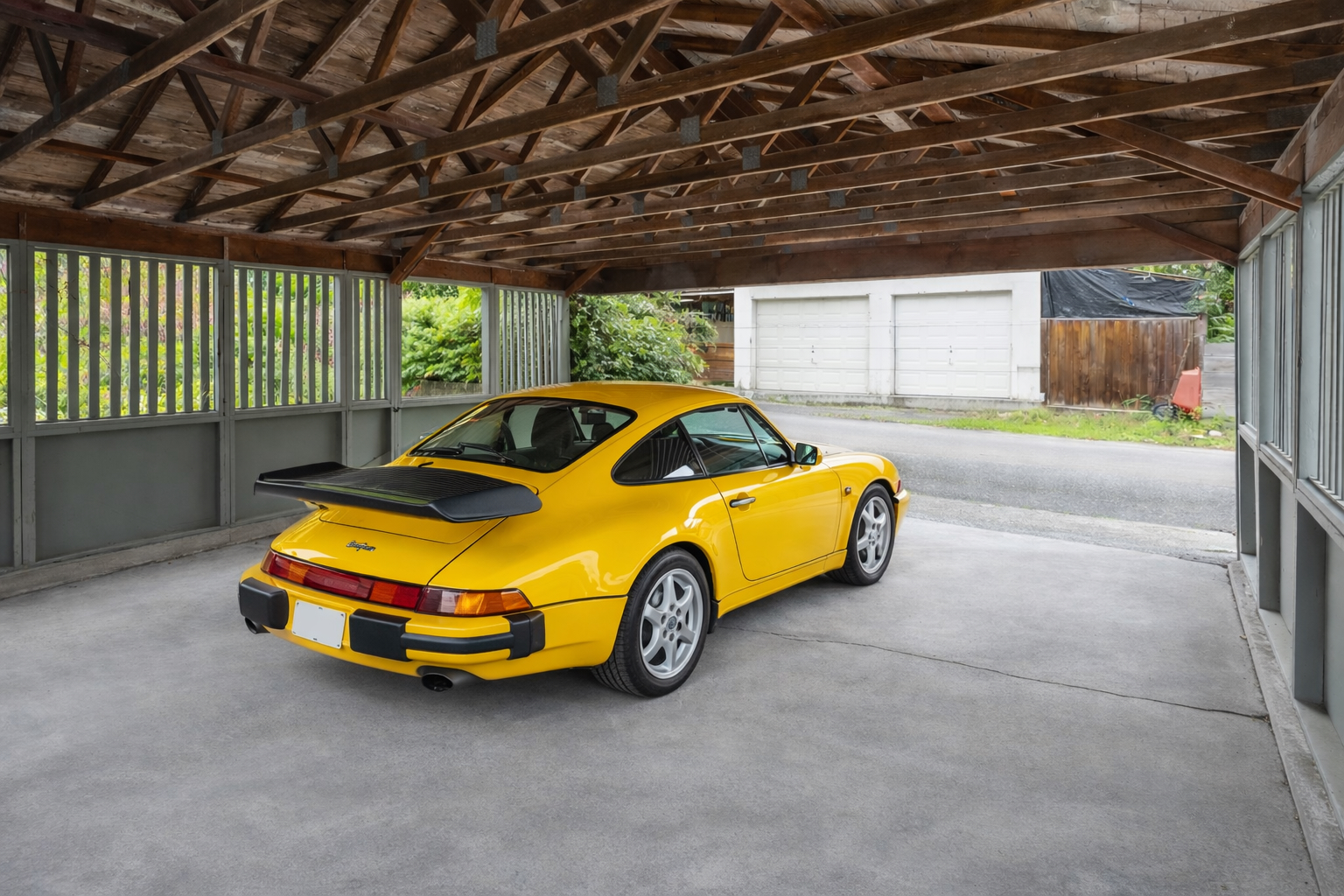 CLASSY COTTAGE X ARTSY MODERN