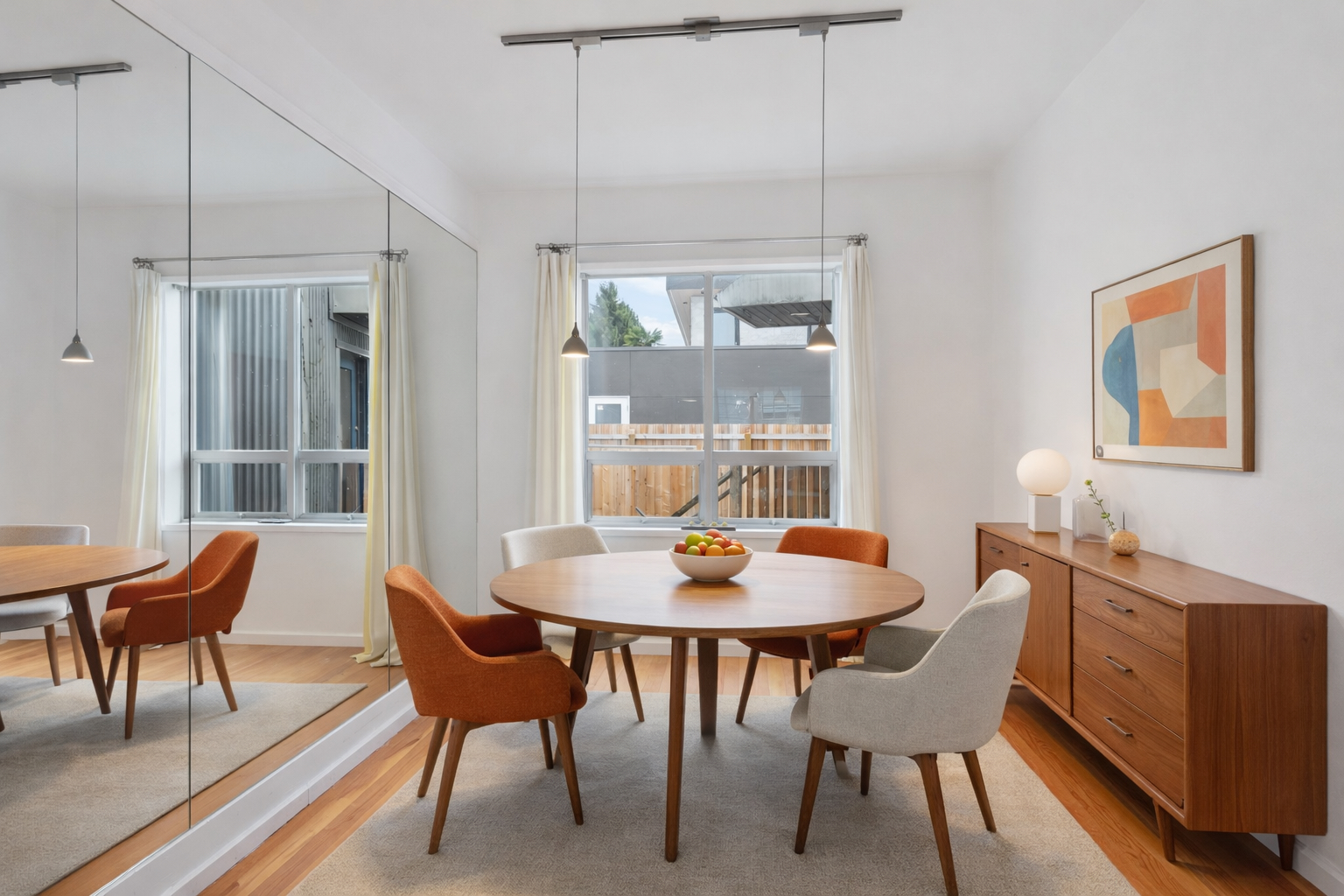 CLASSY COTTAGE X ARTSY MODERN