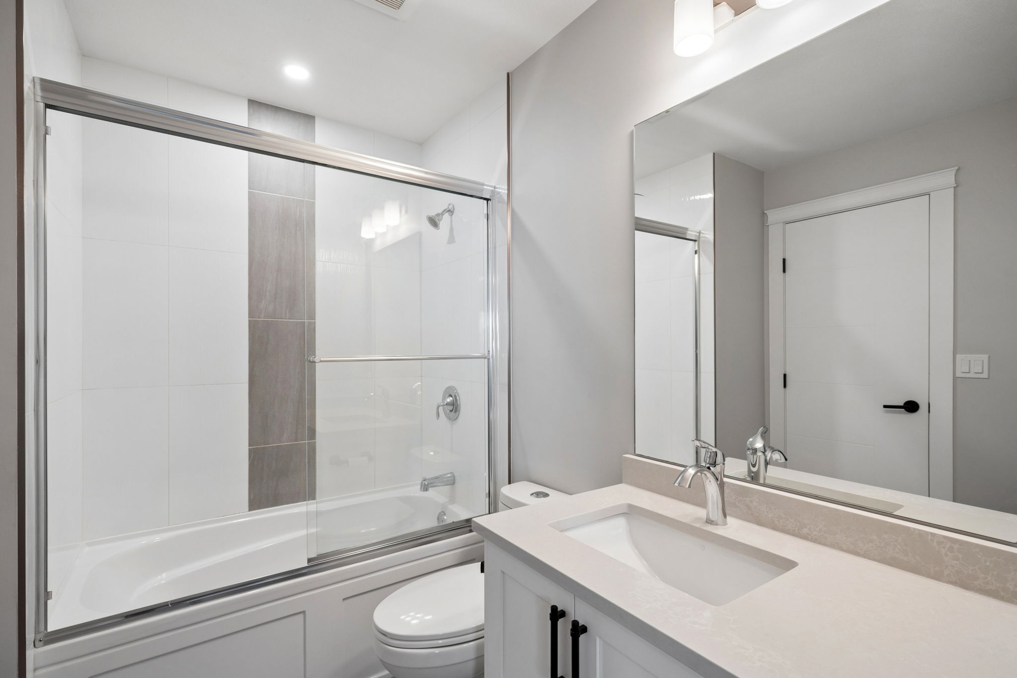 BRIGHT. SPACIOUS. TOWNHOME