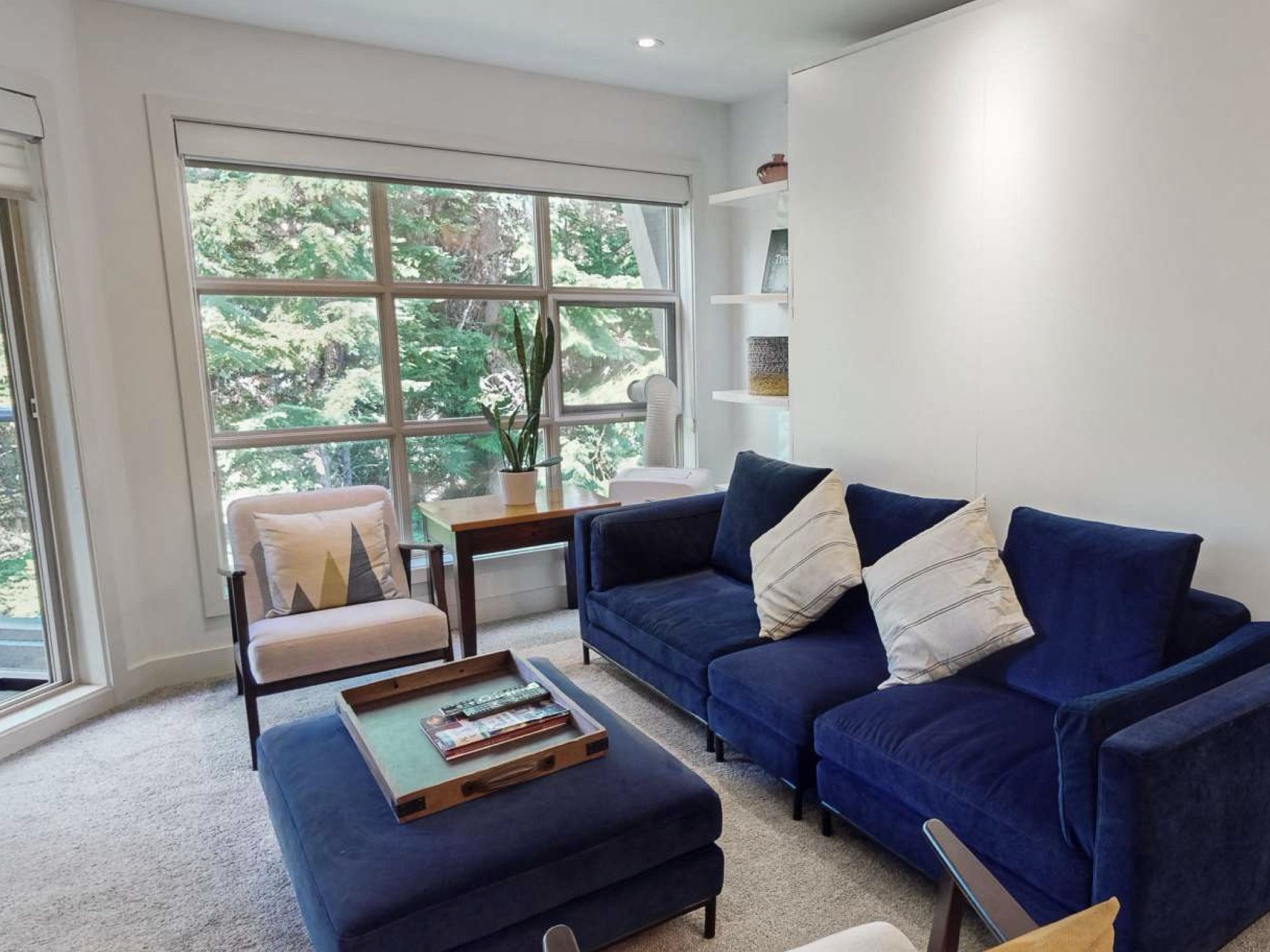 SKI IN / OUT WHISTLER CONDO