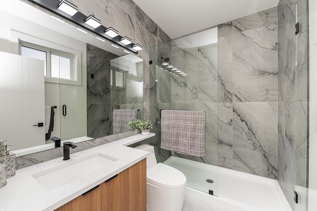 SULLIVAN HEIGHTS LUXURY
