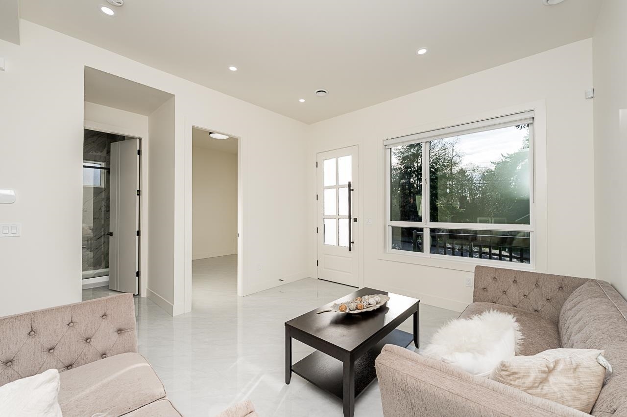 SULLIVAN HEIGHTS LUXURY