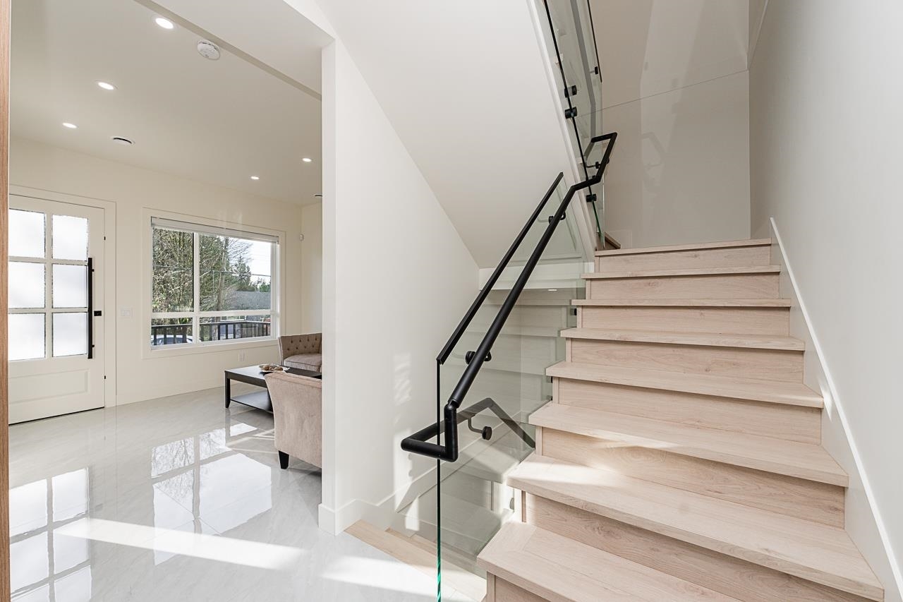 SULLIVAN HEIGHTS LUXURY